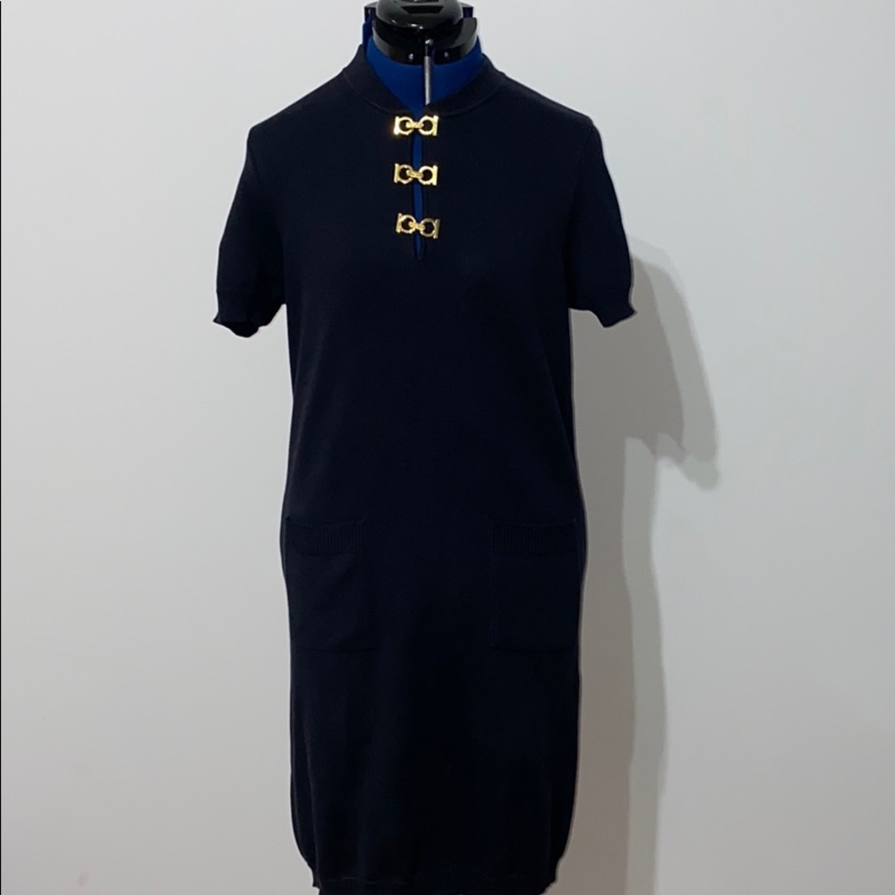 Salvador ferragamo dress. Vintage. Good condition.